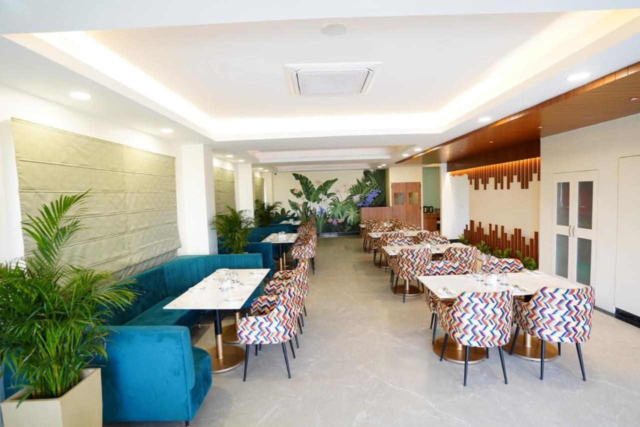 Cilantro Comfort Dzsaipur Kültér fotó