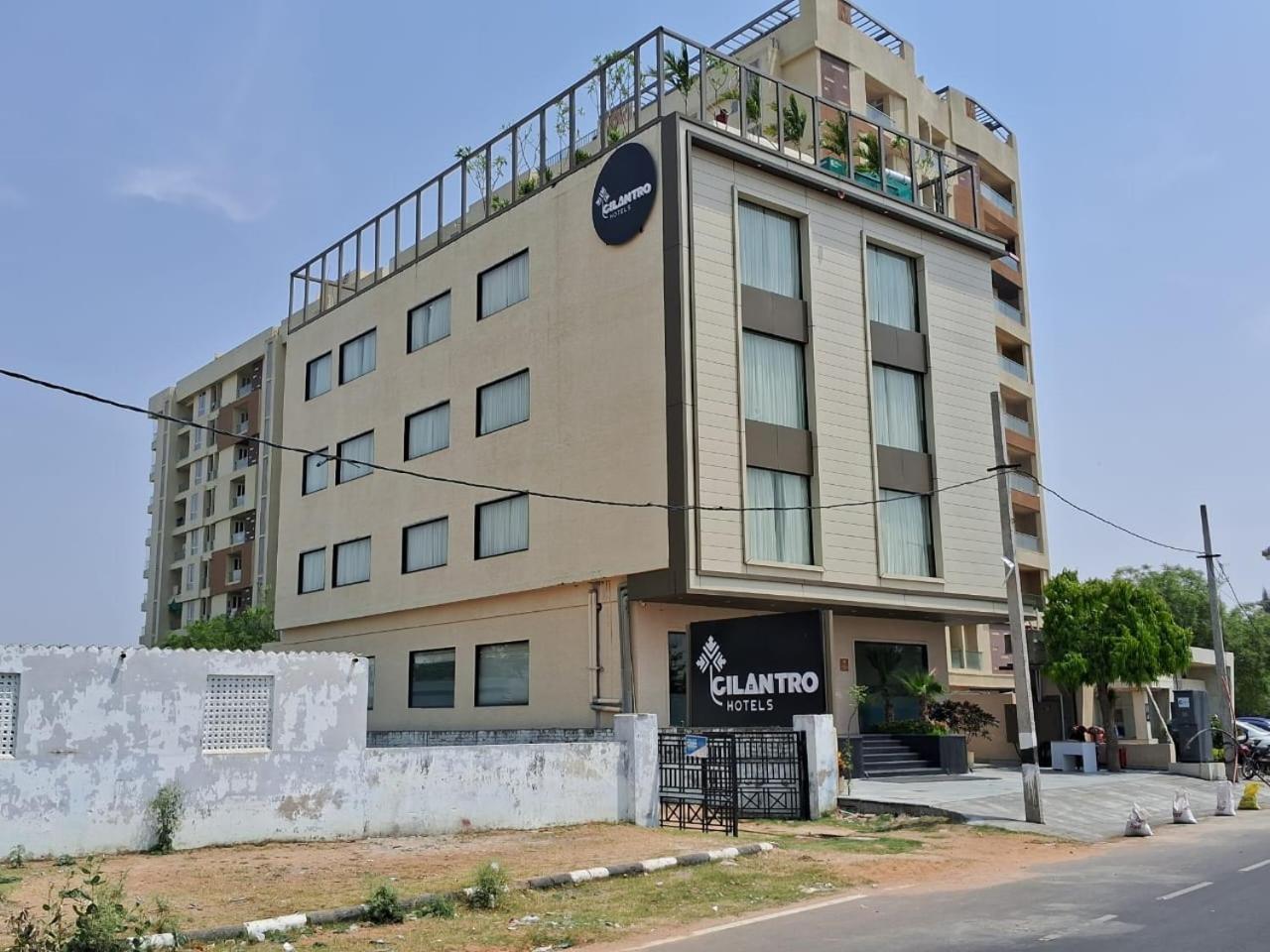 Cilantro Comfort Dzsaipur Kültér fotó