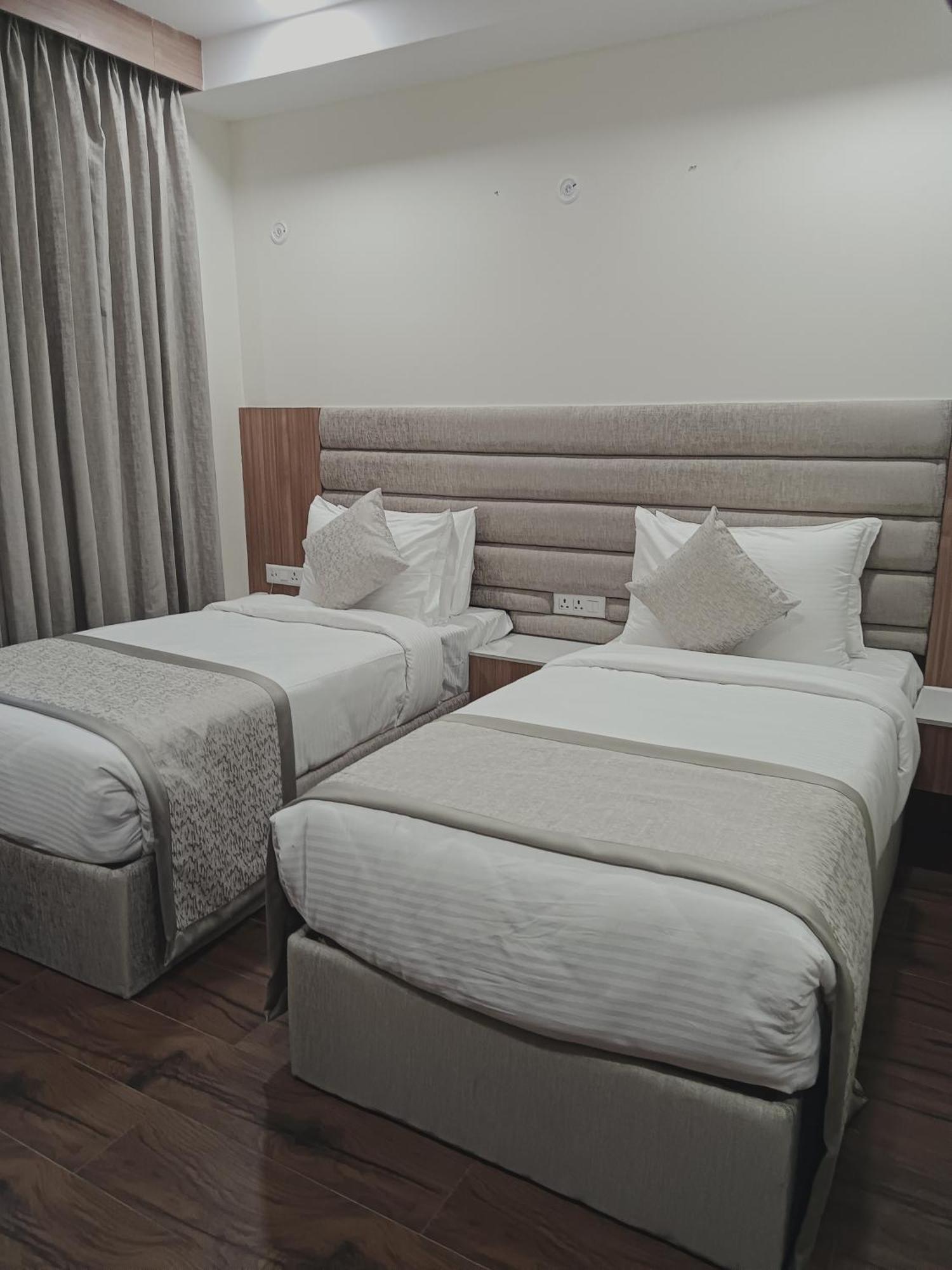 Cilantro Comfort Dzsaipur Kültér fotó