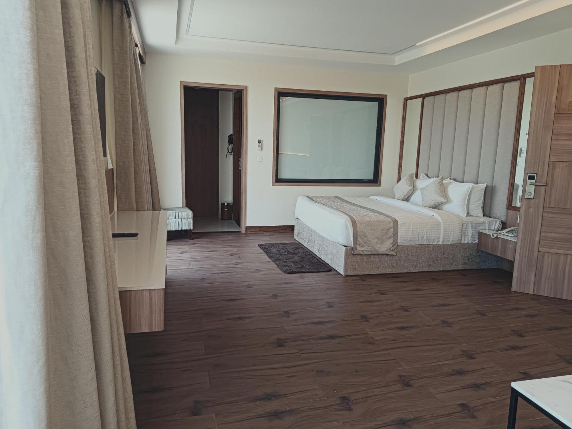 Cilantro Comfort Dzsaipur Kültér fotó